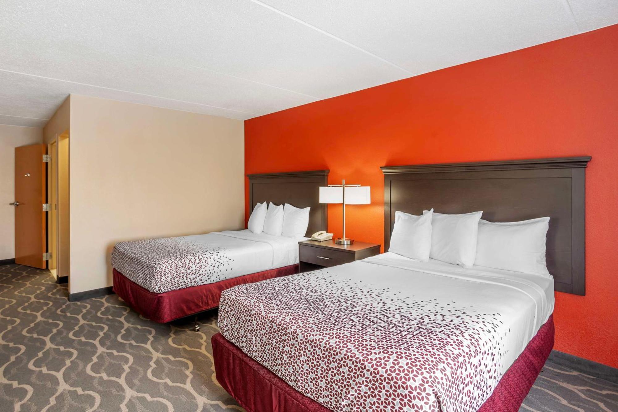 Best Western Inn At Blakeslee-Pocono Exteriér fotografie