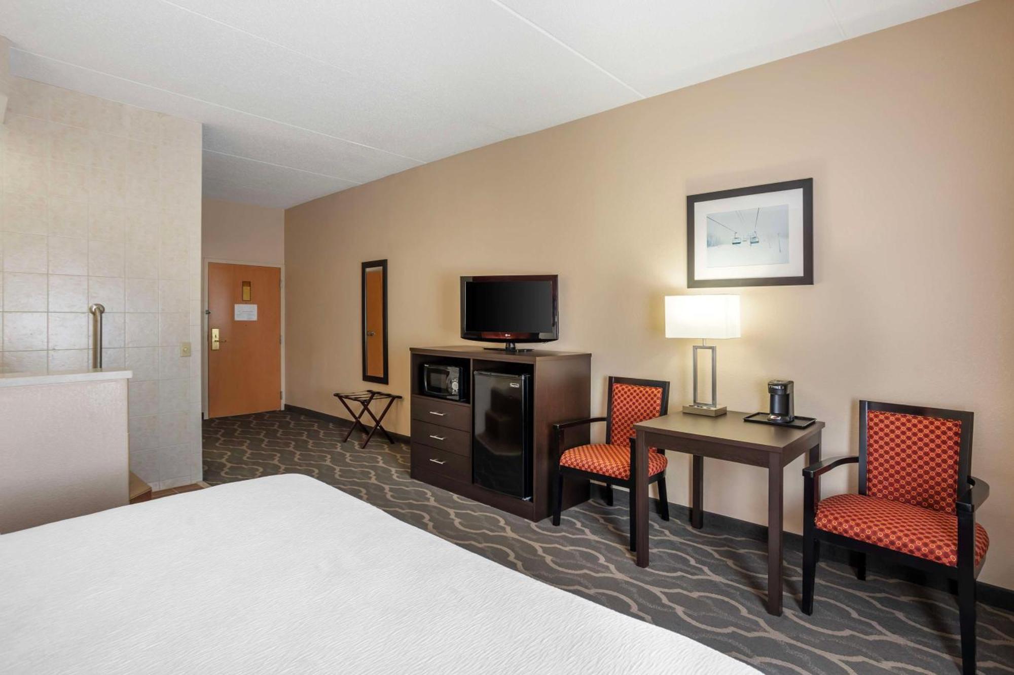 Best Western Inn At Blakeslee-Pocono Exteriér fotografie