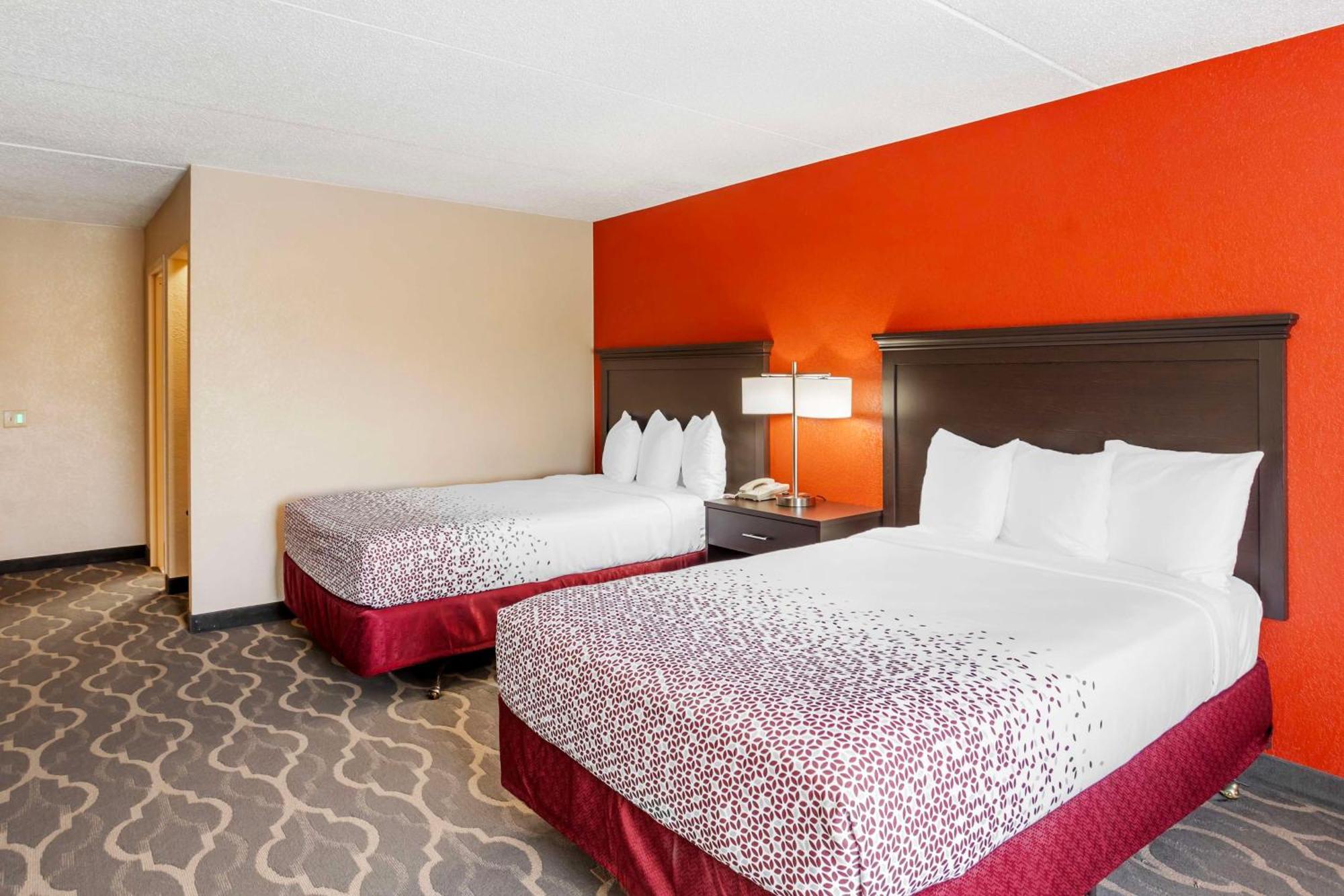 Best Western Inn At Blakeslee-Pocono Exteriér fotografie
